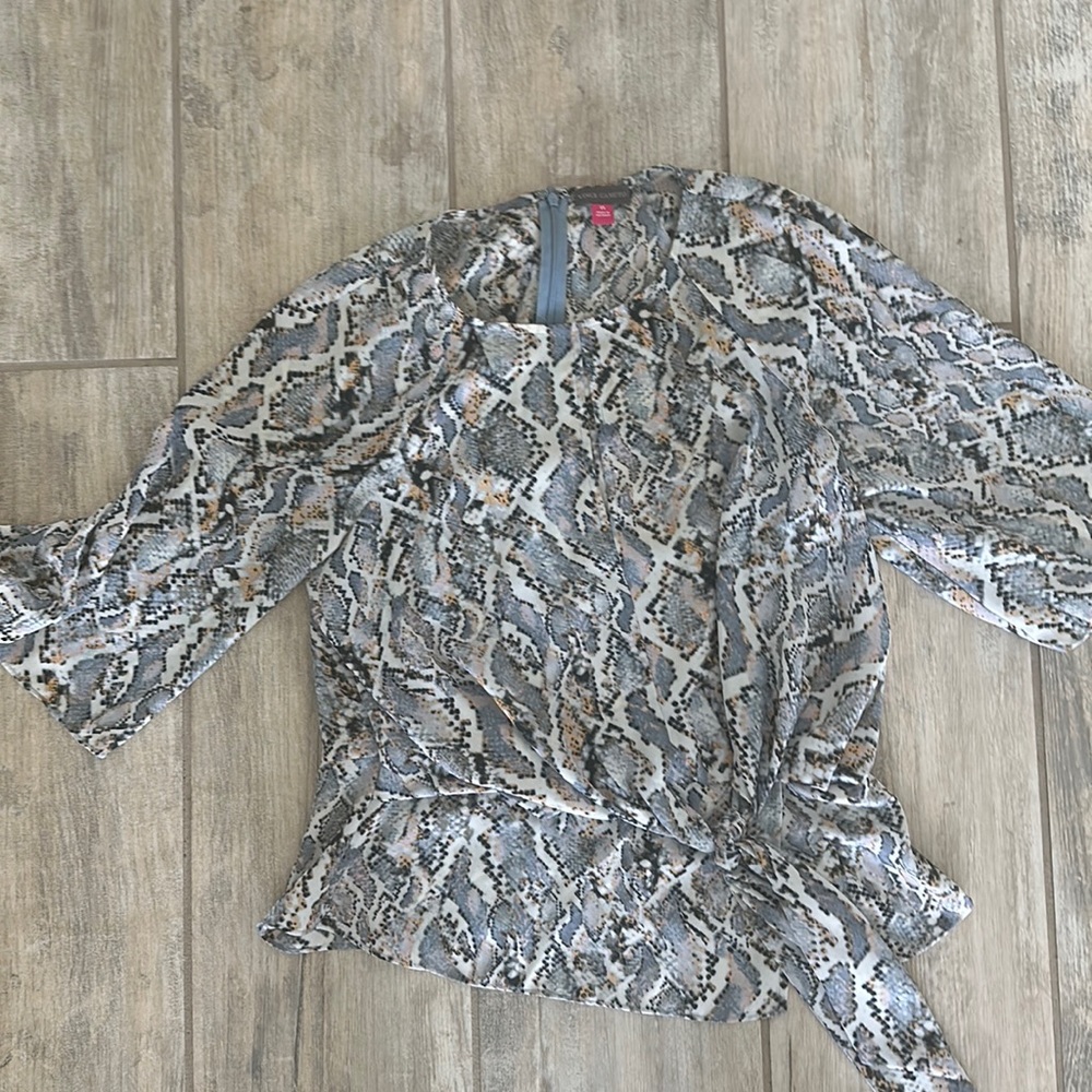 Vince Camuto XS Tie Front Leopard Pattern Blouse